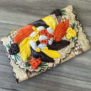 Vintage one-of-a-kind straw clutch
